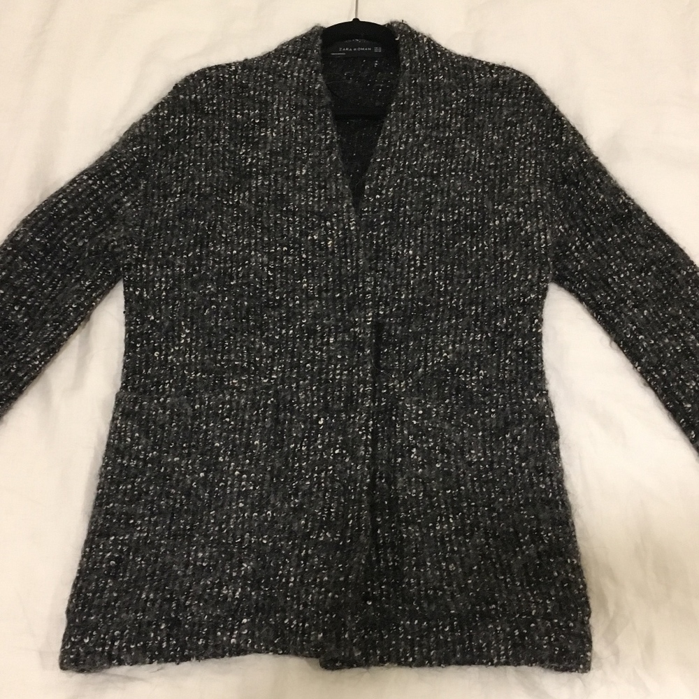 SOLD Zara Black and Gray Marled Zip-Front Cardigan
